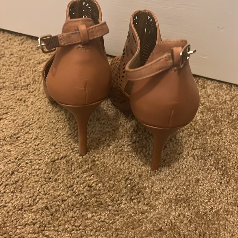 Sole society brown/beige heels - Picture 3 of 4
